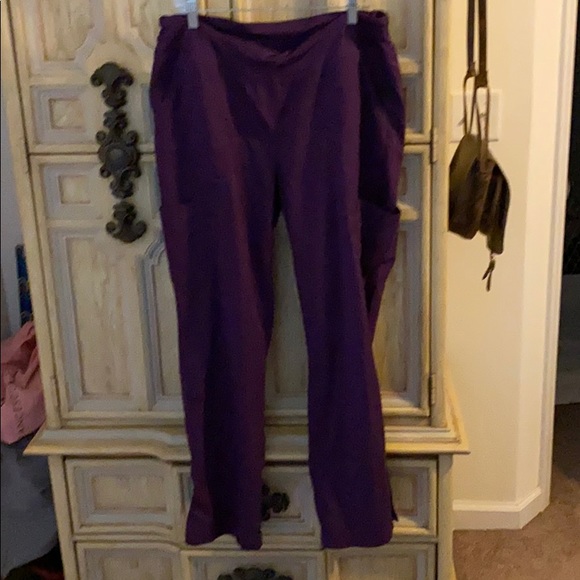 Scrub pants